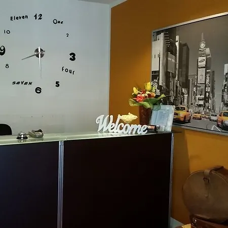 Hotel Aurora 2*